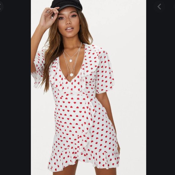 PrettyLittleThing Heart Print Frill Dress sz 4 - Picture 1 of 6